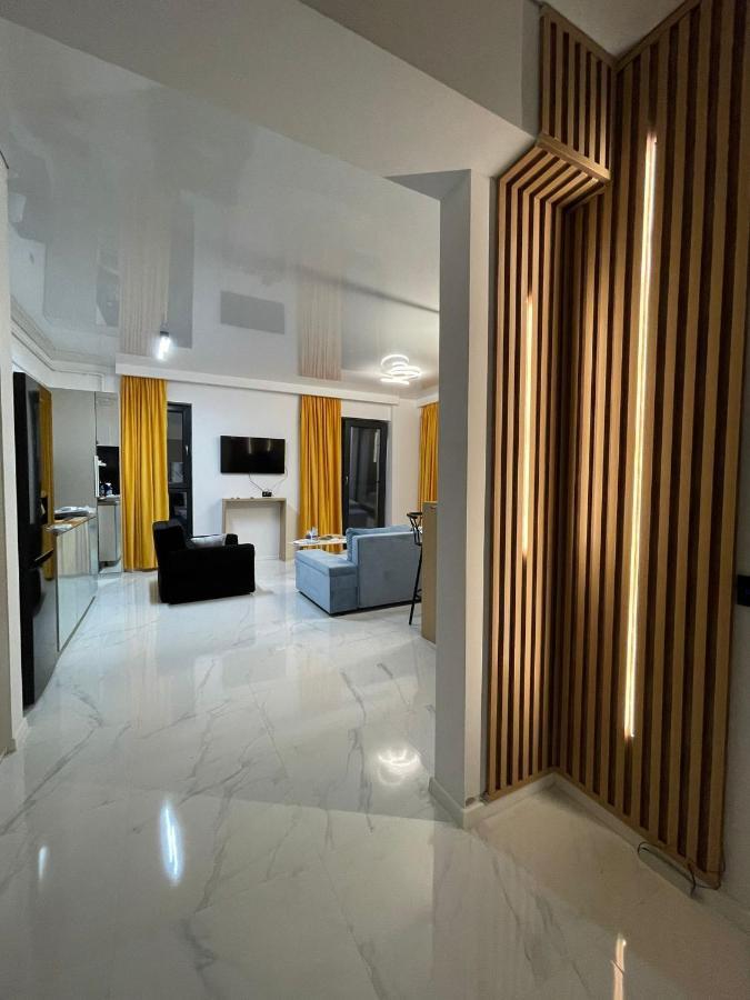 Shiba Studio Mamaia Exterior photo
