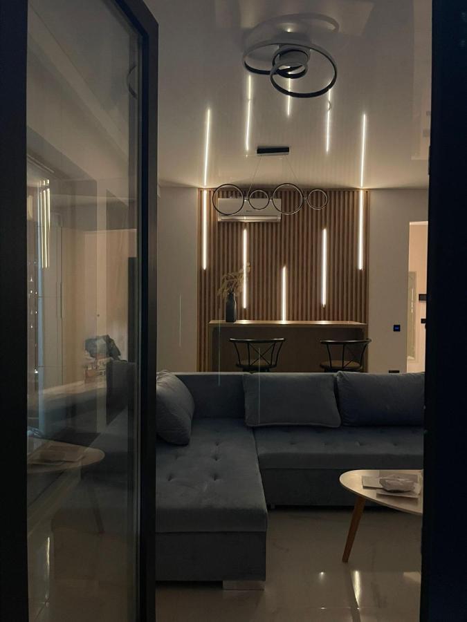 Shiba Studio Mamaia Exterior photo